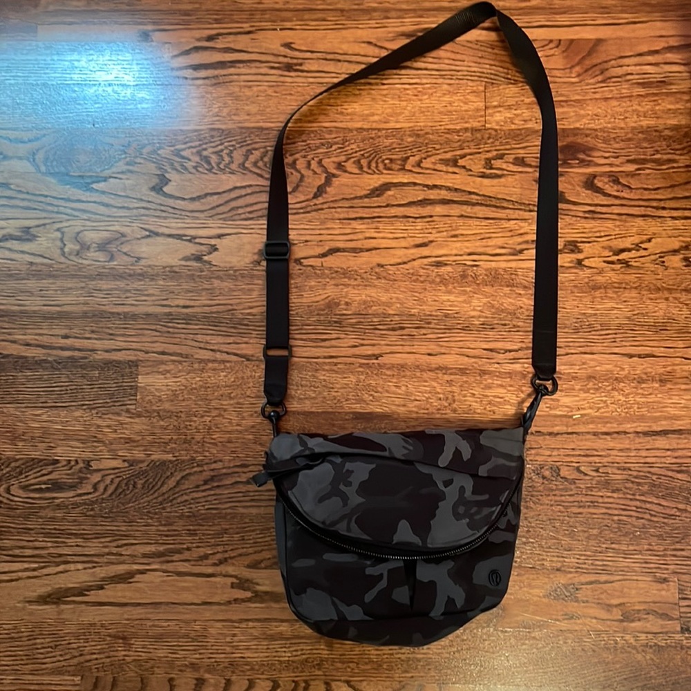 Lululemon Crossbody Bag